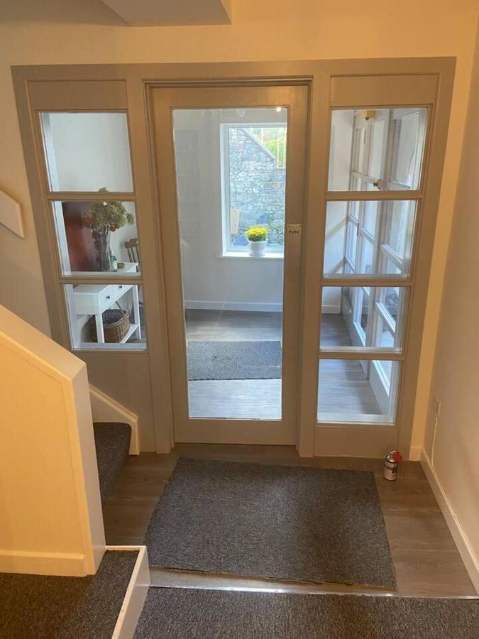 Town House In Ideal Location Central Enniskillen Buitenkant foto