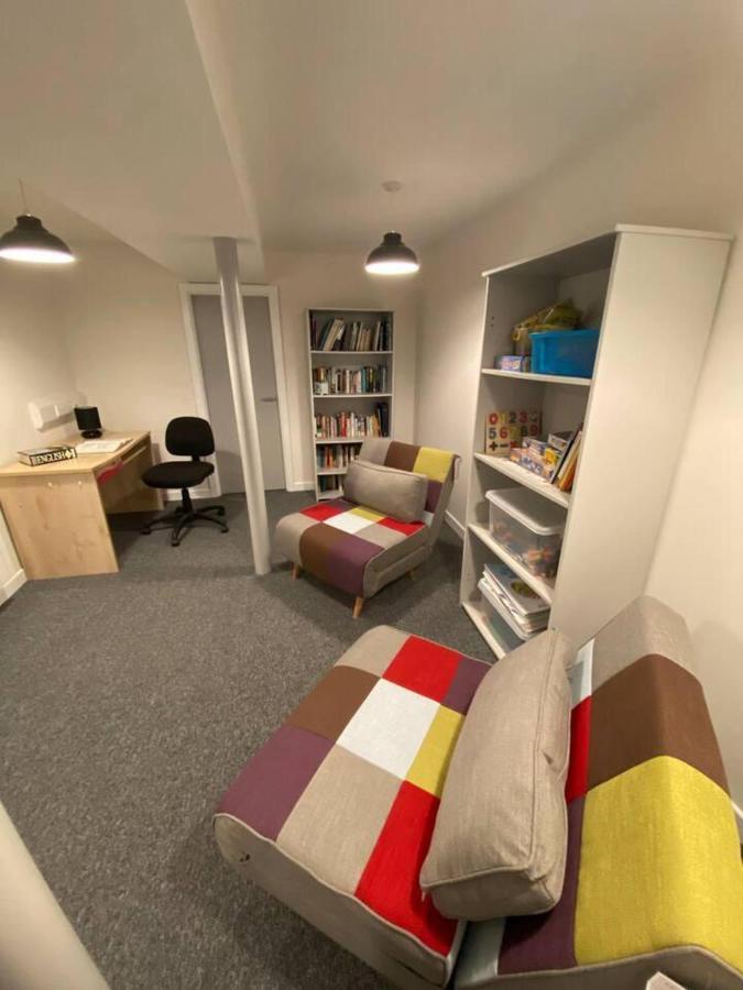 Town House In Ideal Location Central Enniskillen Buitenkant foto