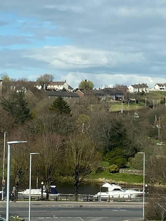 Town House In Ideal Location Central Enniskillen Buitenkant foto